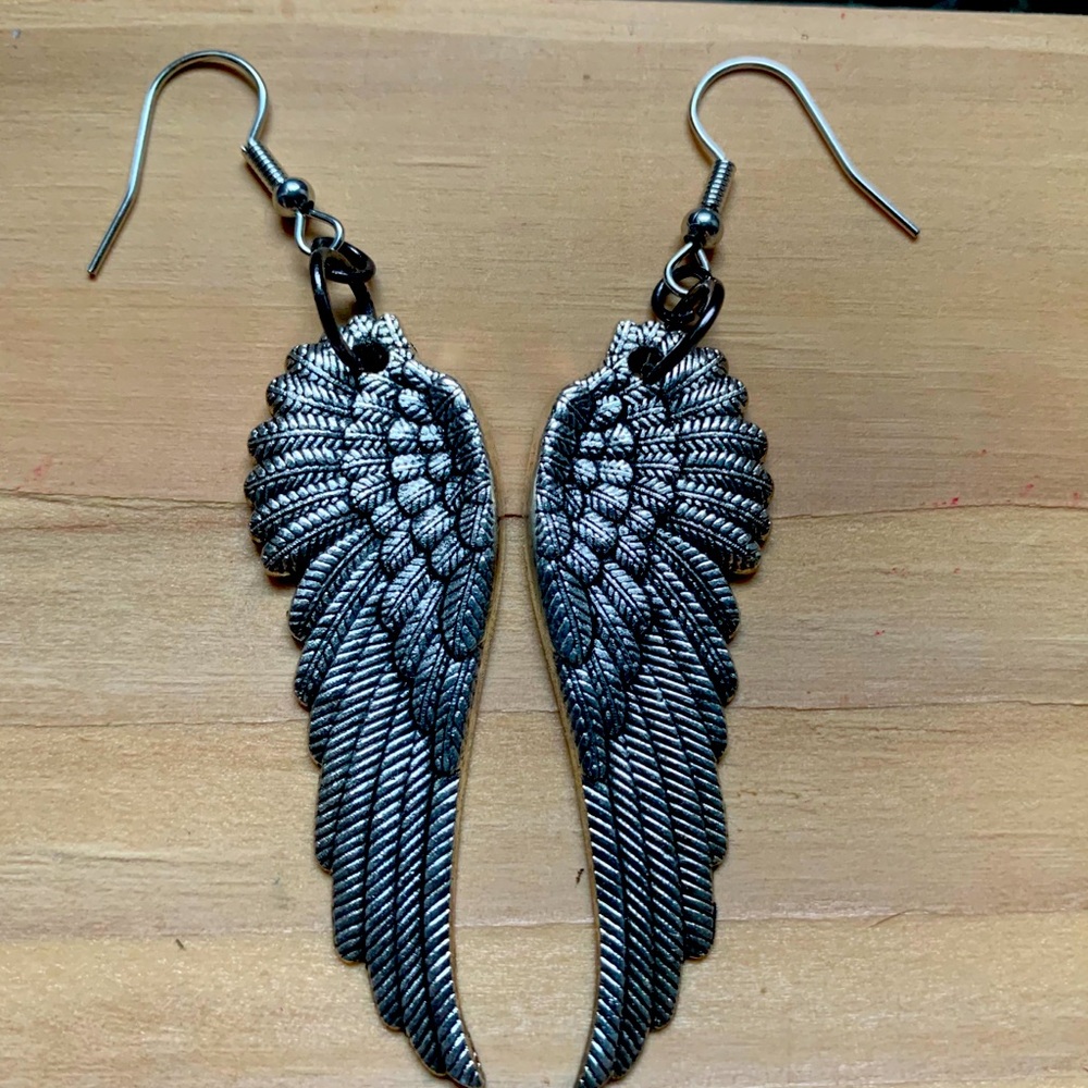 Wing earrings